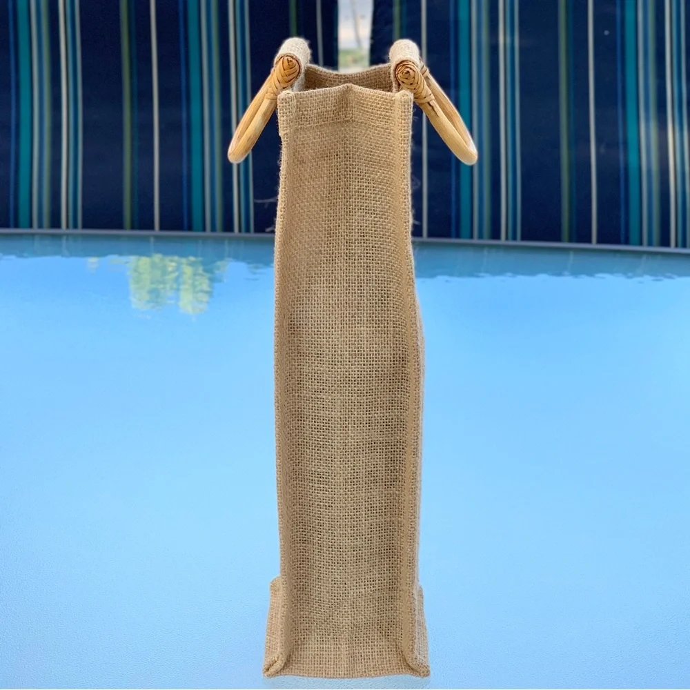 Fibrous Jute Single Wine Bottle Gift Bag with Bamboo Handles